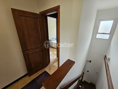 Image 9 - 915660