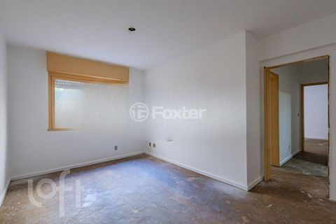 Image 5 - 915661