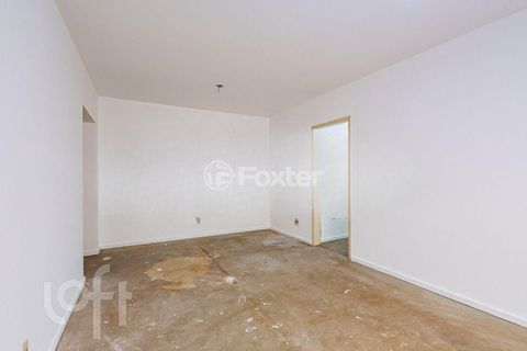 Image 2 - 915661