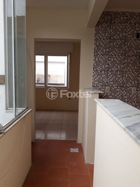 Image 3 - 915667