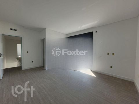 Image 7 - 915668