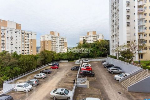Image 18 - 915678