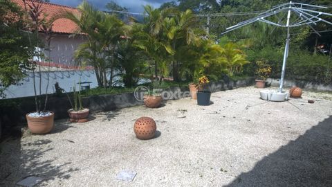 Image 10 - 915682