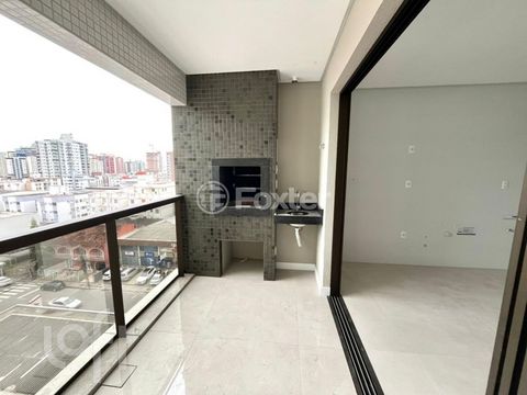 Image 5 - 915685