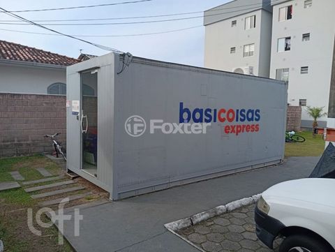 Image 7 - 915708