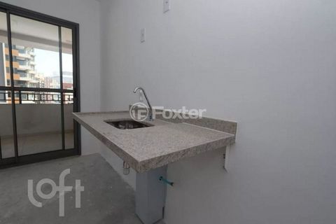 Image 3 - 915713