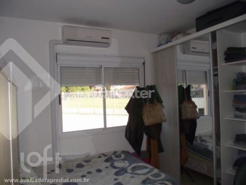 Image 4 - 915722