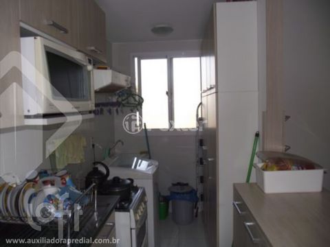 Image 3 - 915722