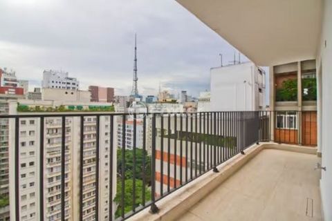 Image 4 - 915725