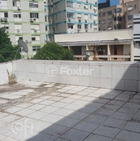 Image 4 - 915757