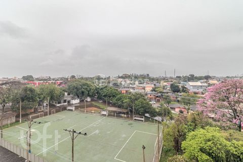 Image 15 - 915758