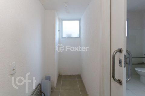 Image 2 - 915783