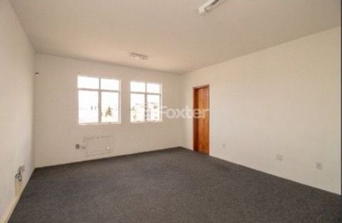 Image 1 - 915793