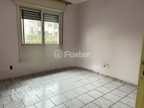 Image 8 - 915798