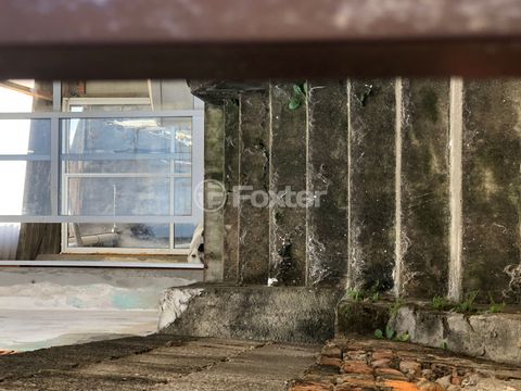 Image 10 - 915820