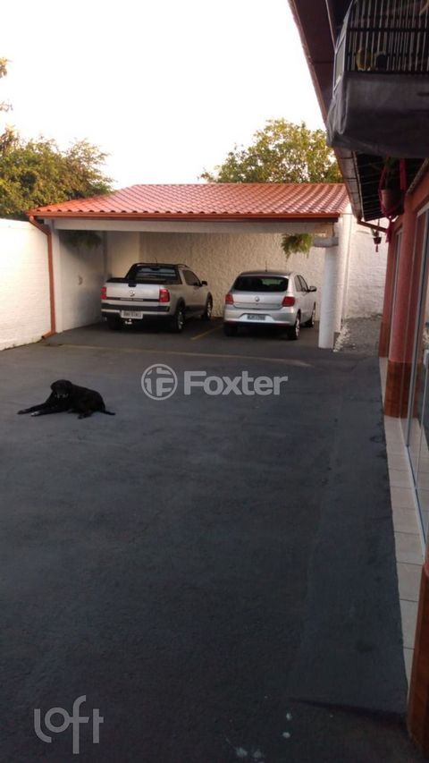 Image 7 - 915827
