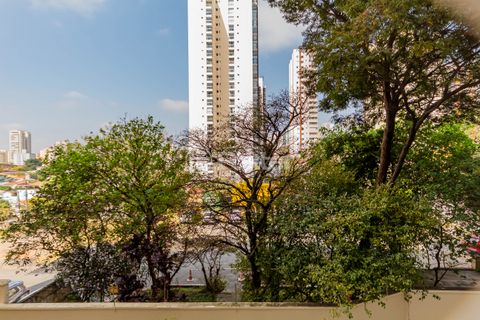 Image 9 - 915832