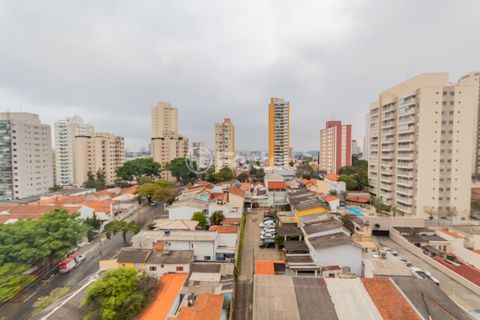 Image 4 - 915834