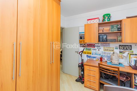 Image 11 - 915834
