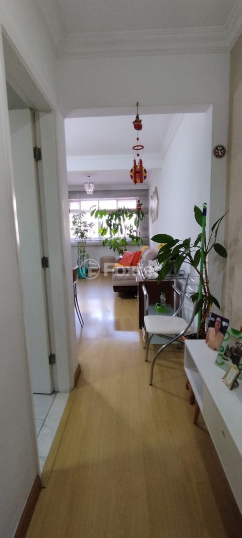 Image 2 - 915838