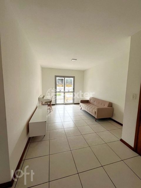 Image 3 - 915853