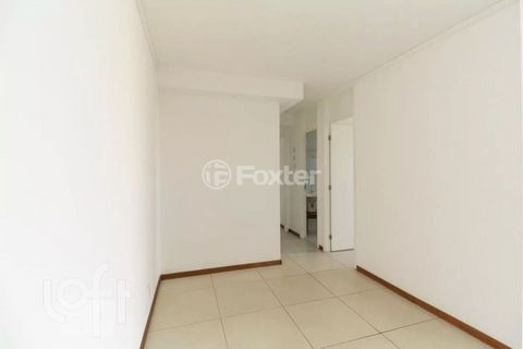 Image 1 - 915856