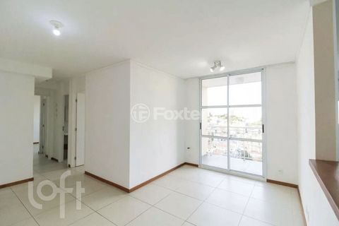 Image 19 - 915856
