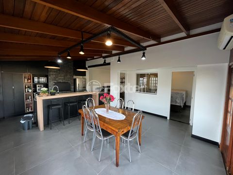 Image 4 - 915867