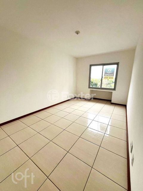 Image 7 - 915869