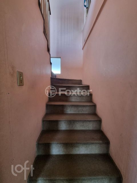 Image 11 - 915877