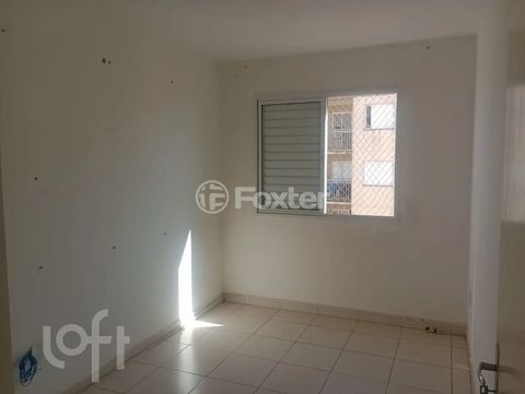 Image 4 - 915878