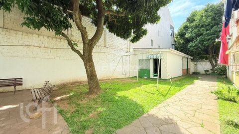 Image 13 - 915888