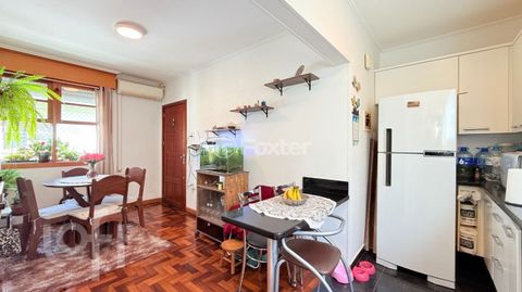 Image 4 - 915888