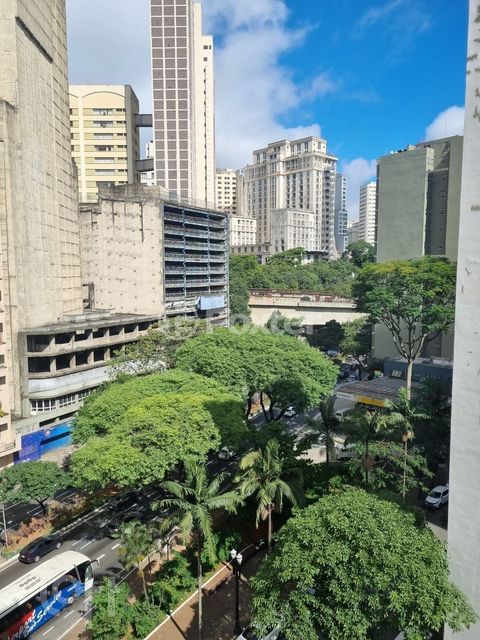 Image 5 - 915893