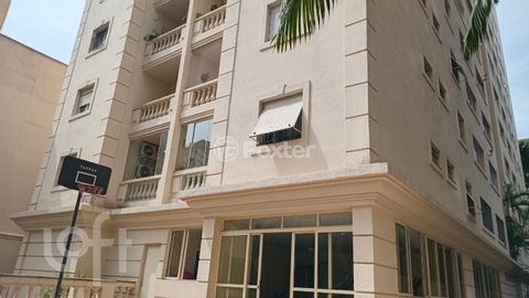 Image 9 - 915894