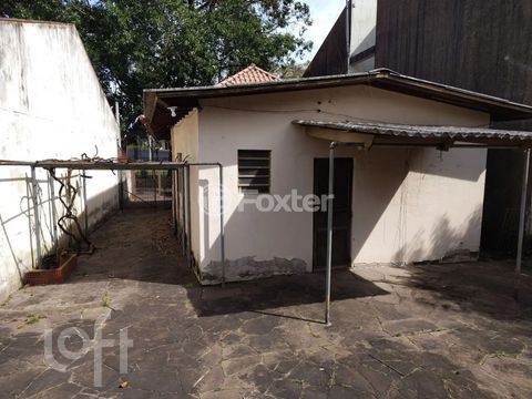 Image 9 - 915899