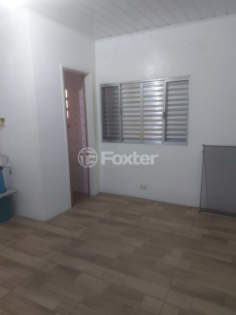 Image 7 - 915913