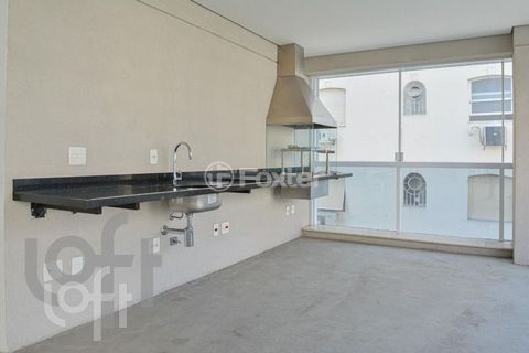 Image 3 - 915915