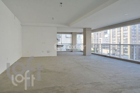 Image 10 - 915915