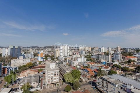Image 2 - 915929