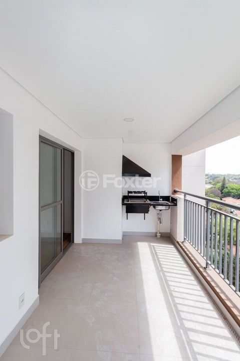 Image 6 - 915934