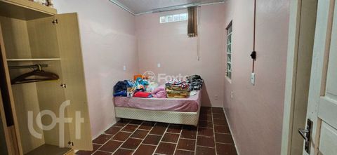 Image 7 - 915944