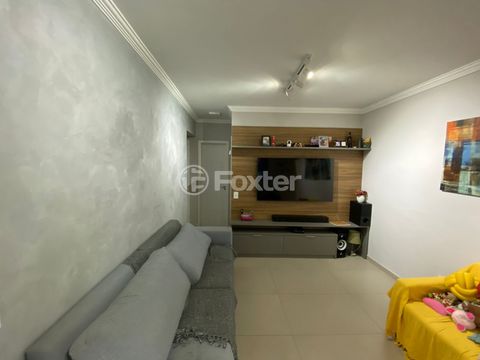 Image 6 - 915952