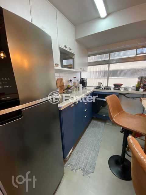 Image 3 - 915955