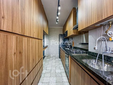 Image 4 - 915974