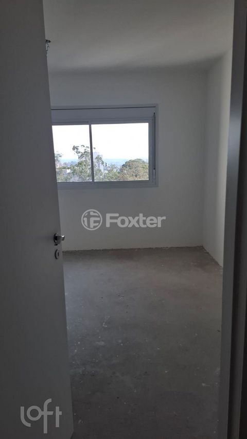 Image 4 - 915978