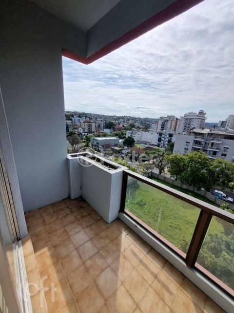 Image 13 - 915982