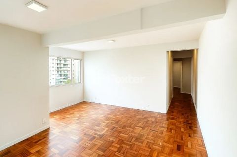 Image 1 - 916000