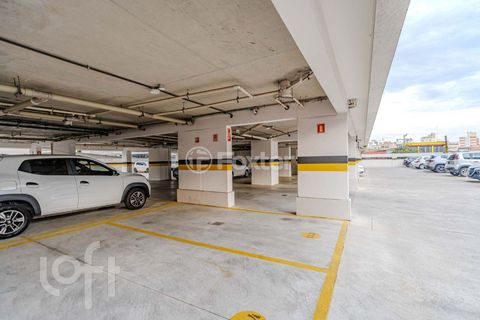 Image 1 - 916007