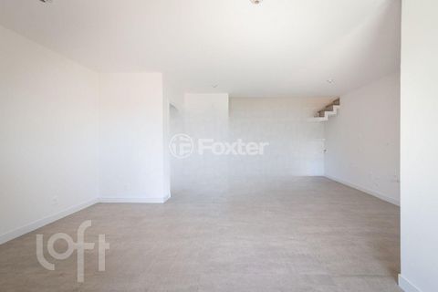 Image 1 - 916017